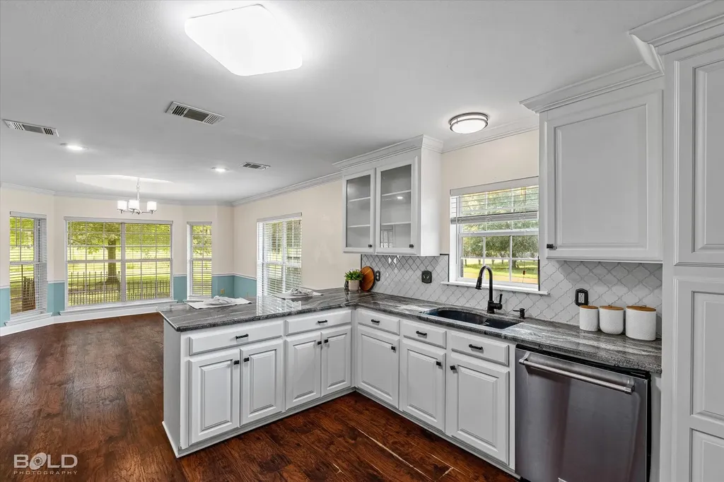 10336 Meadowview Drive Keithville LA 71047