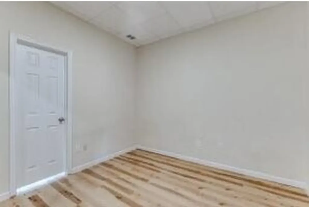 202 W Jefferson Street Palmer TX 75152