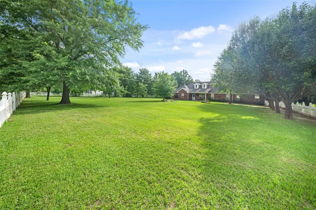 14226 County Road 434 Lindale TX 75771