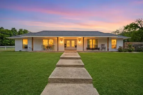 6602 Lyons Road Garland TX 75043
