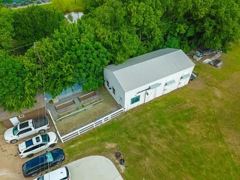 6602 Lyons Road Garland TX 75043
