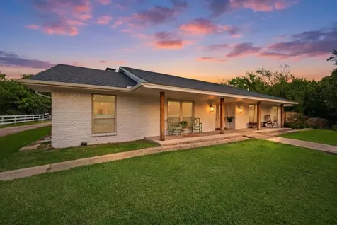 6602 Lyons Road Garland TX 75043