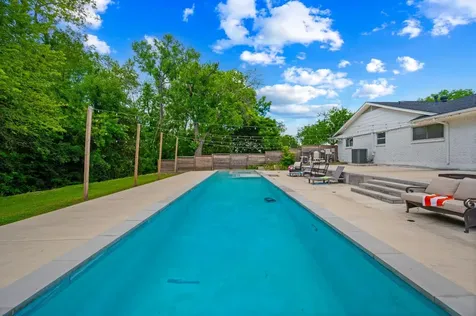 6602 Lyons Road Garland TX 75043