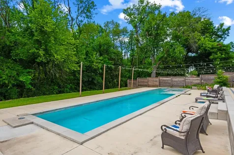 6602 Lyons Road Garland TX 75043