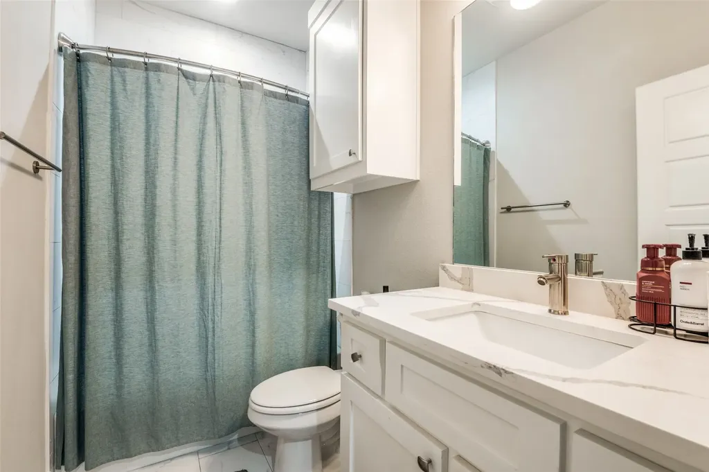 2123 Ramsey Avenue Dallas TX 75216