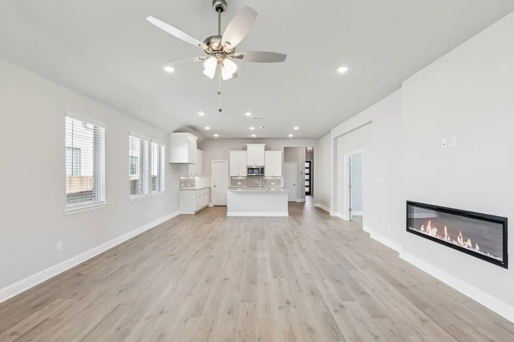 3808 Summerfield Drive Heartland TX 75126