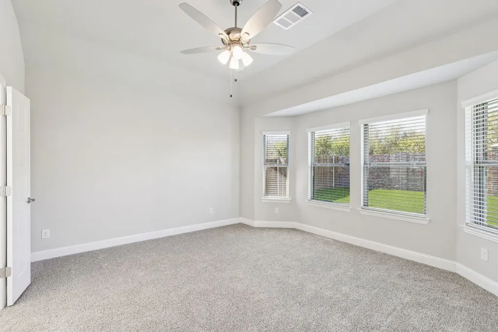 3808 Summerfield Drive Heartland TX 75126