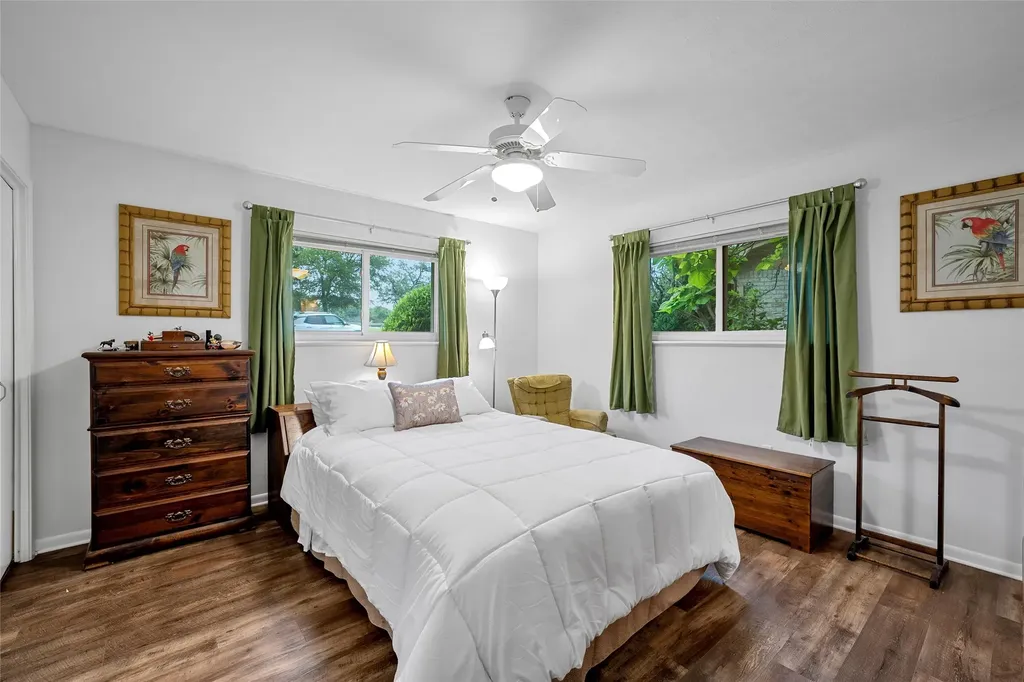 9609 Fair Circle Woodway TX 76712