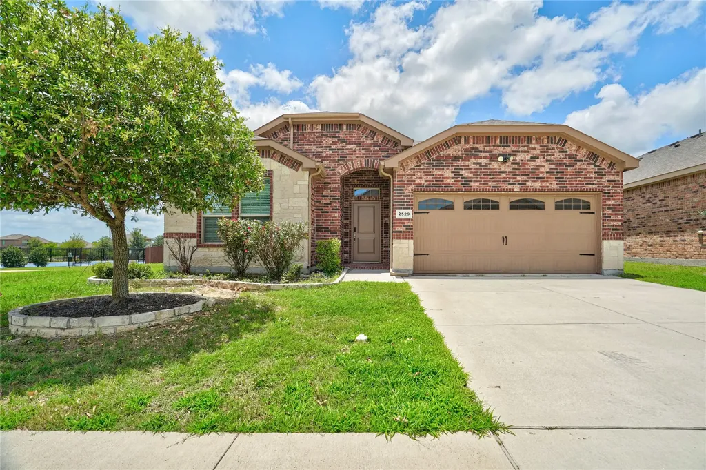 2529 Lavender Lane Glenn Heights TX 75154