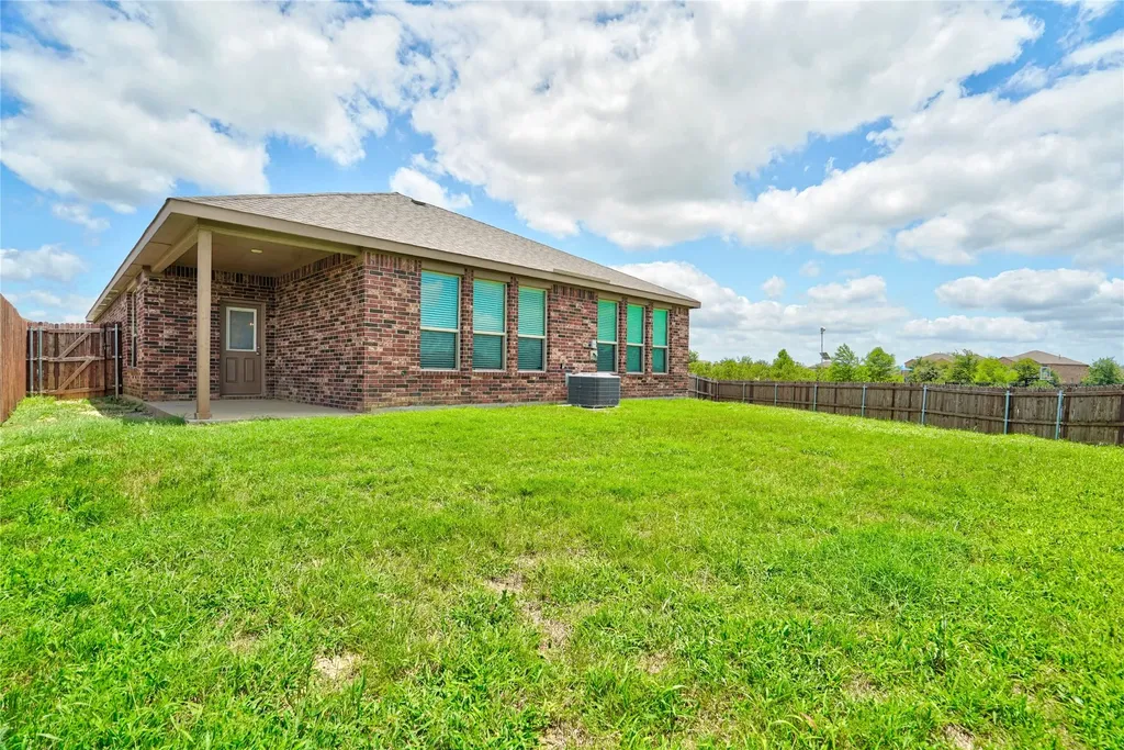 2529 Lavender Lane Glenn Heights TX 75154