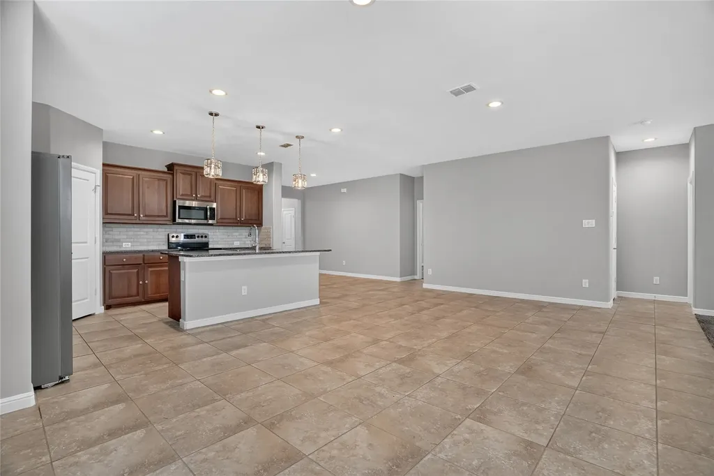 2529 Lavender Lane Glenn Heights TX 75154
