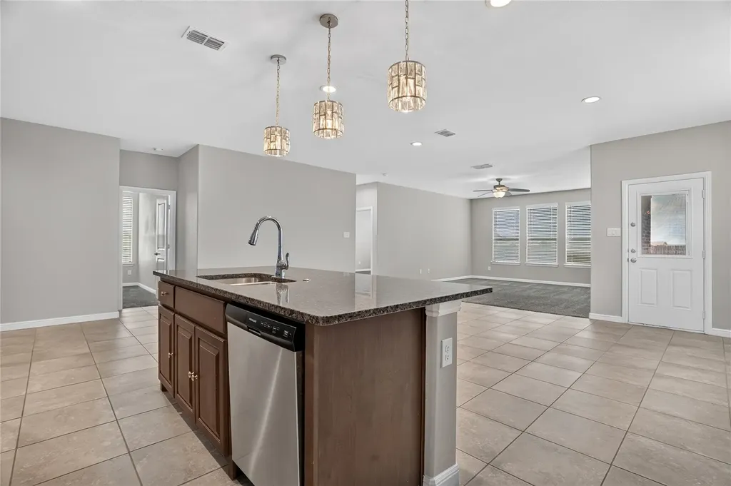 2529 Lavender Lane Glenn Heights TX 75154