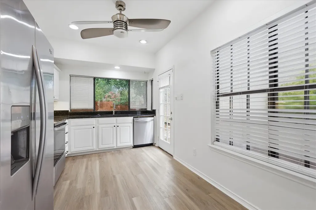 607 Mission Circle Irving TX 75063