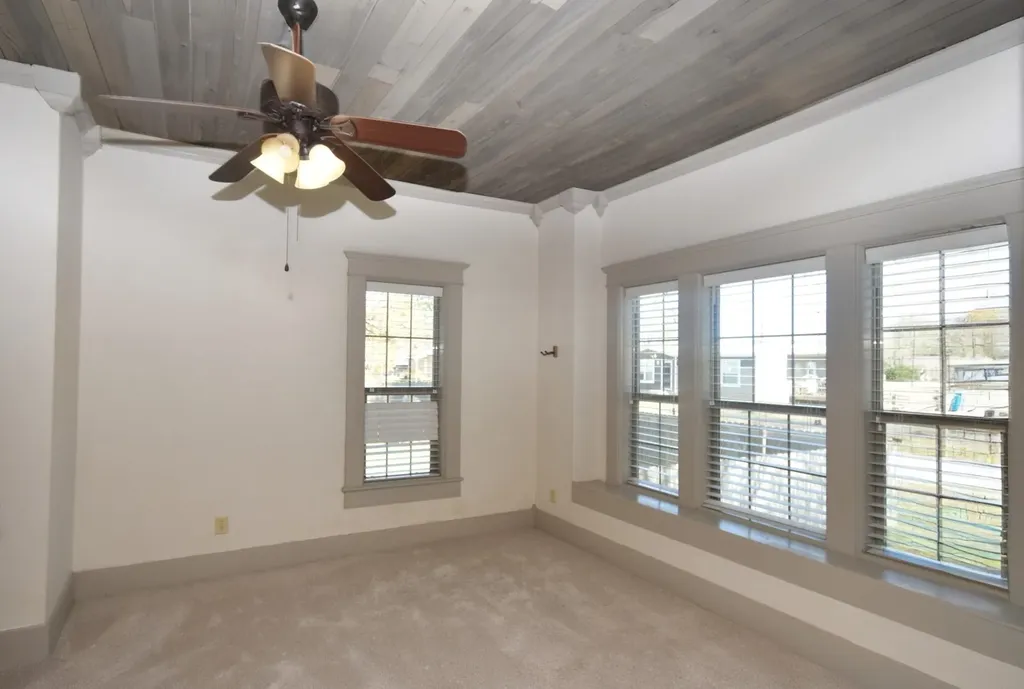 269 E Holley Street Alba TX 75410