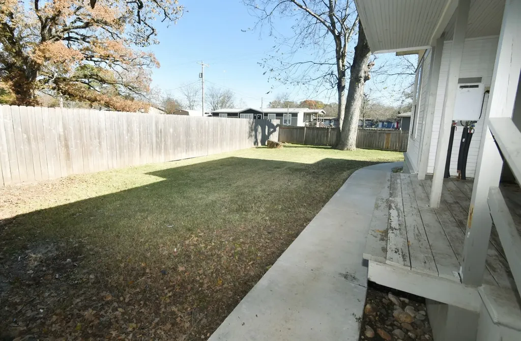 269 E Holley Street Alba TX 75410
