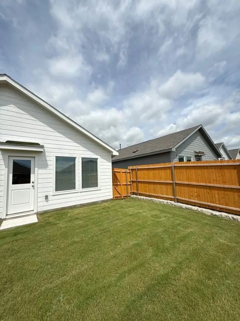 3911 Ontario Way Sherman TX 75090