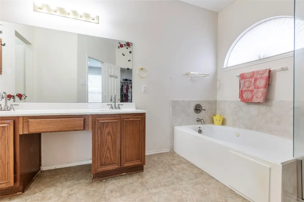 12779 Honey Locust Circle Fort Worth TX 76040