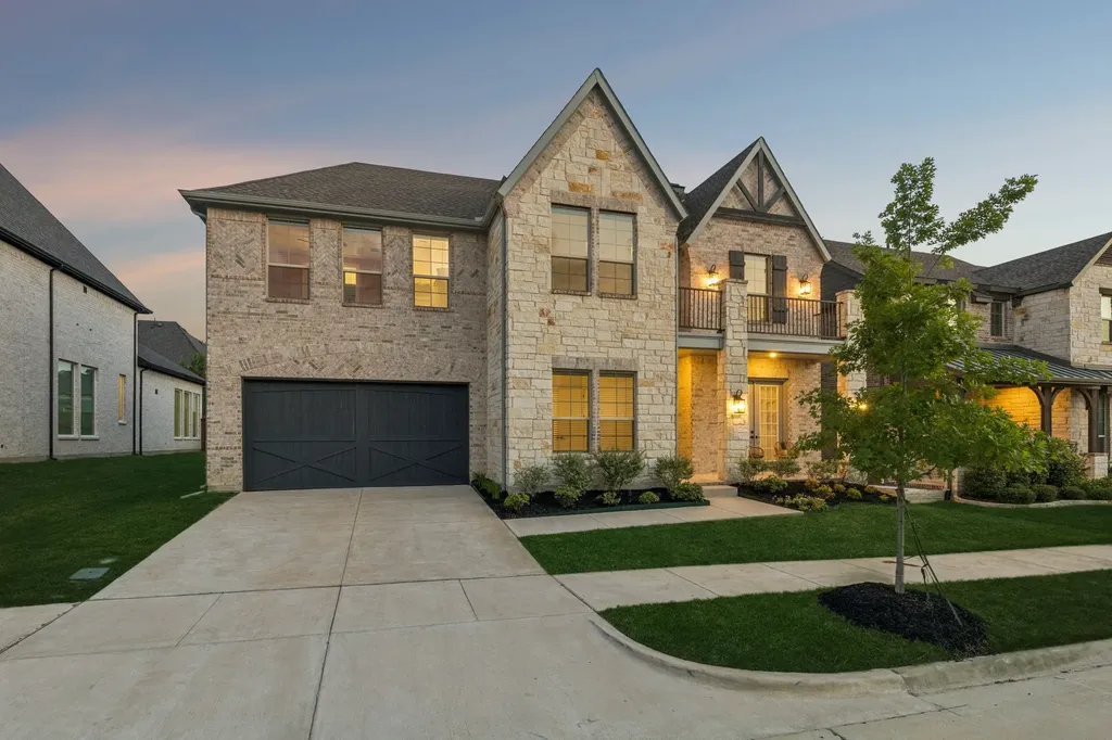 2560 Hampstead Lane Carrollton TX 75010