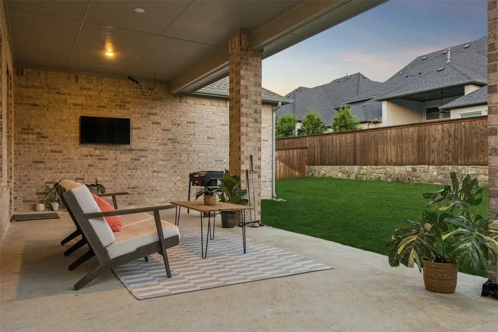 2560 Hampstead Lane Carrollton TX 75010