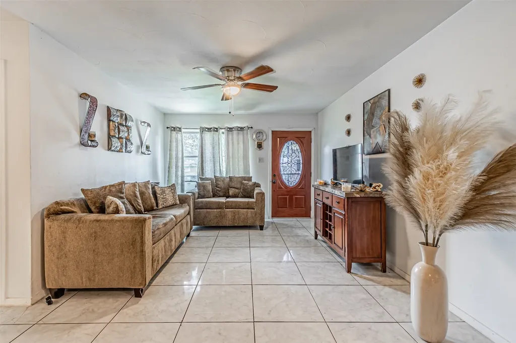4609 Cornell Drive Garland TX 75042