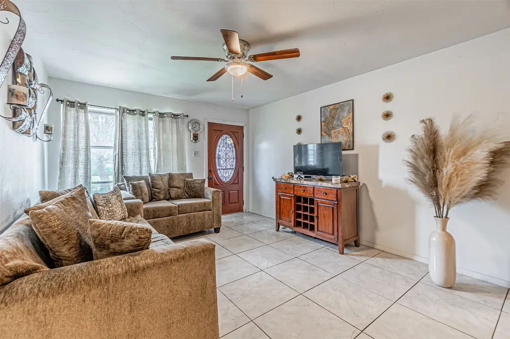 4609 Cornell Drive Garland TX 75042
