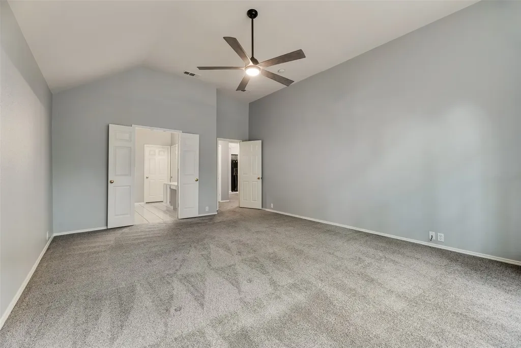 828 Abbots Lane Denton TX 76205