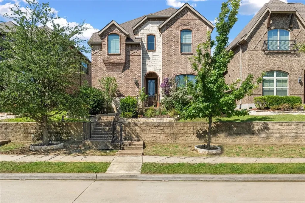 4921 Empire Way Irving TX 75038