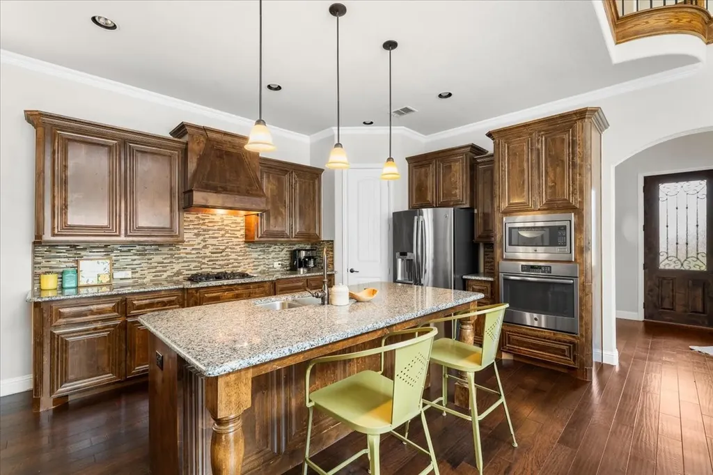 4921 Empire Way Irving TX 75038