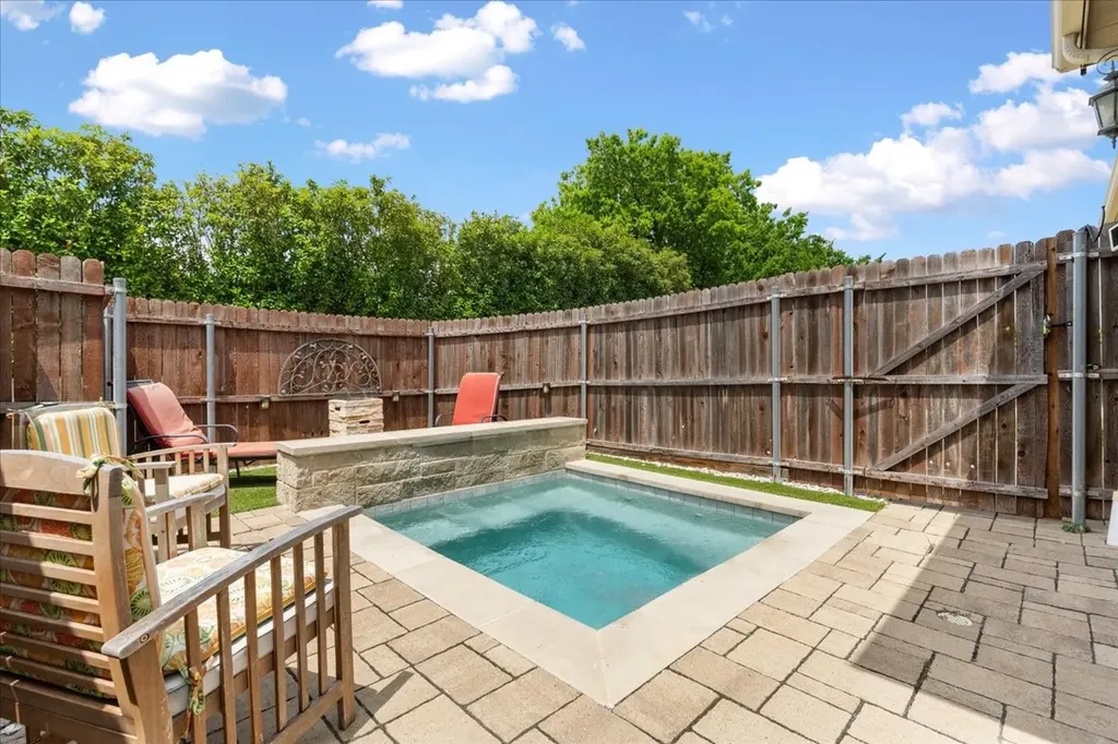 4921 Empire Way Irving TX 75038