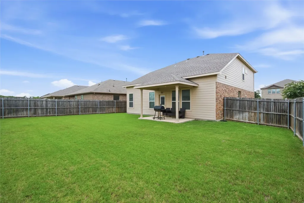 313 Sky Meadow Lane Denton TX 76210