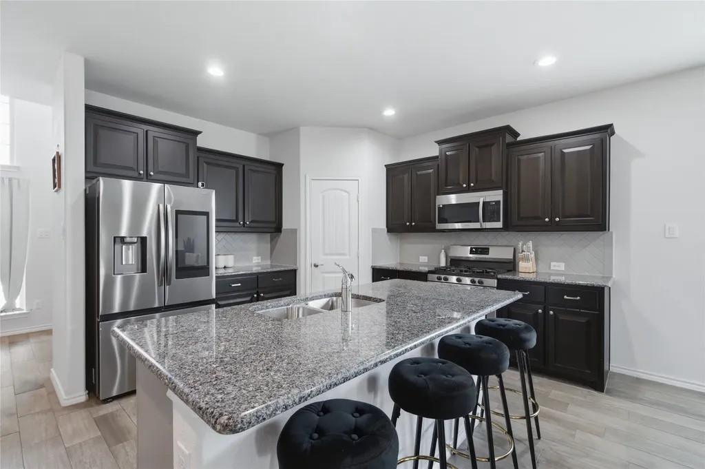 313 Sky Meadow Lane Denton TX 76210