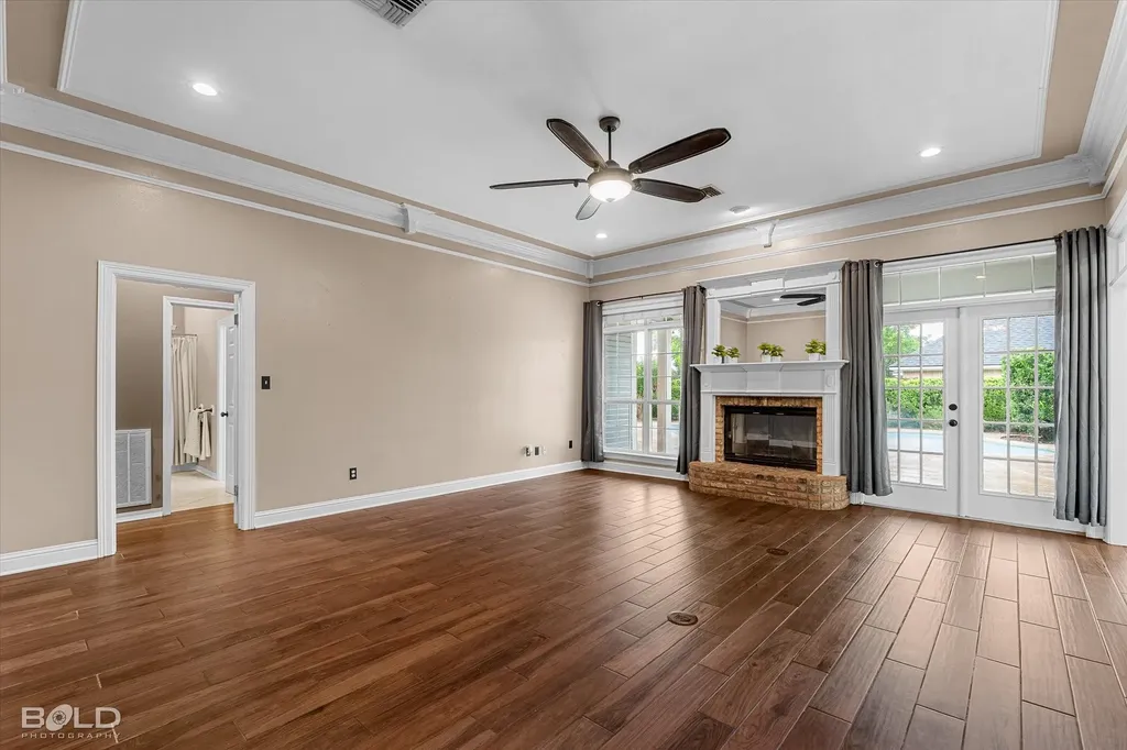 215 Crosscreek Drive Bossier City LA 71111