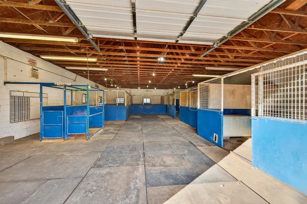 7154 E Fm 922 Valley View TX 76272