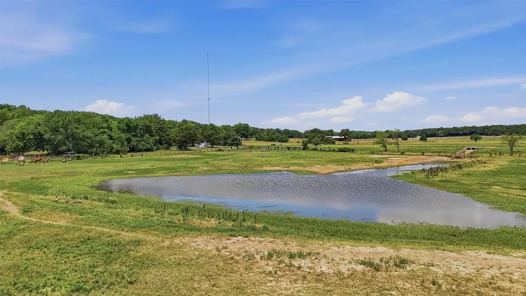 7154 E Fm 922 Valley View TX 76272
