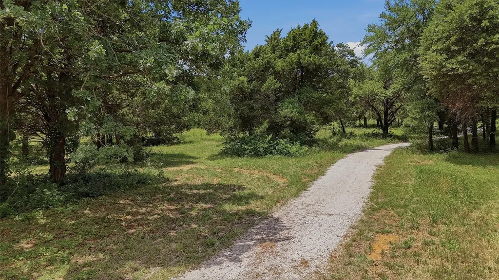 7154 E Fm 922 Valley View TX 76272