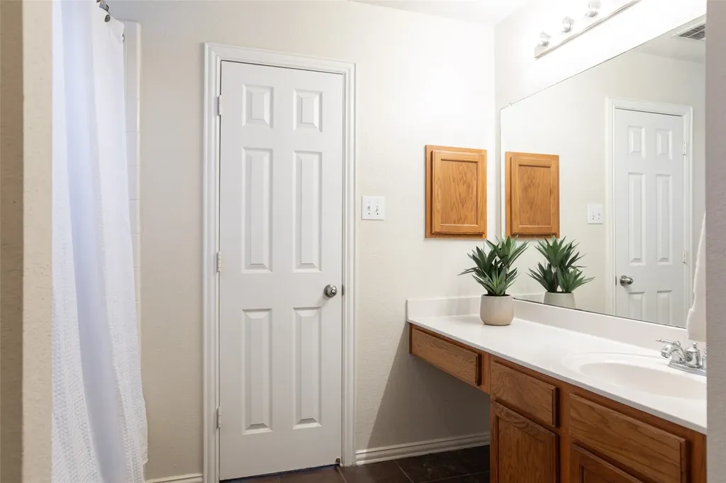 10201 Franklin Drive Providence Village TX 76227
