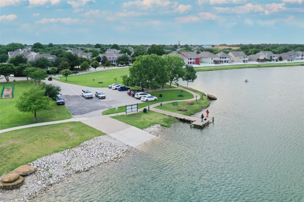 10201 Franklin Drive Providence Village TX 76227