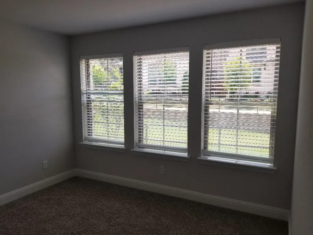 833 Tennessee Drive Euless TX 76040