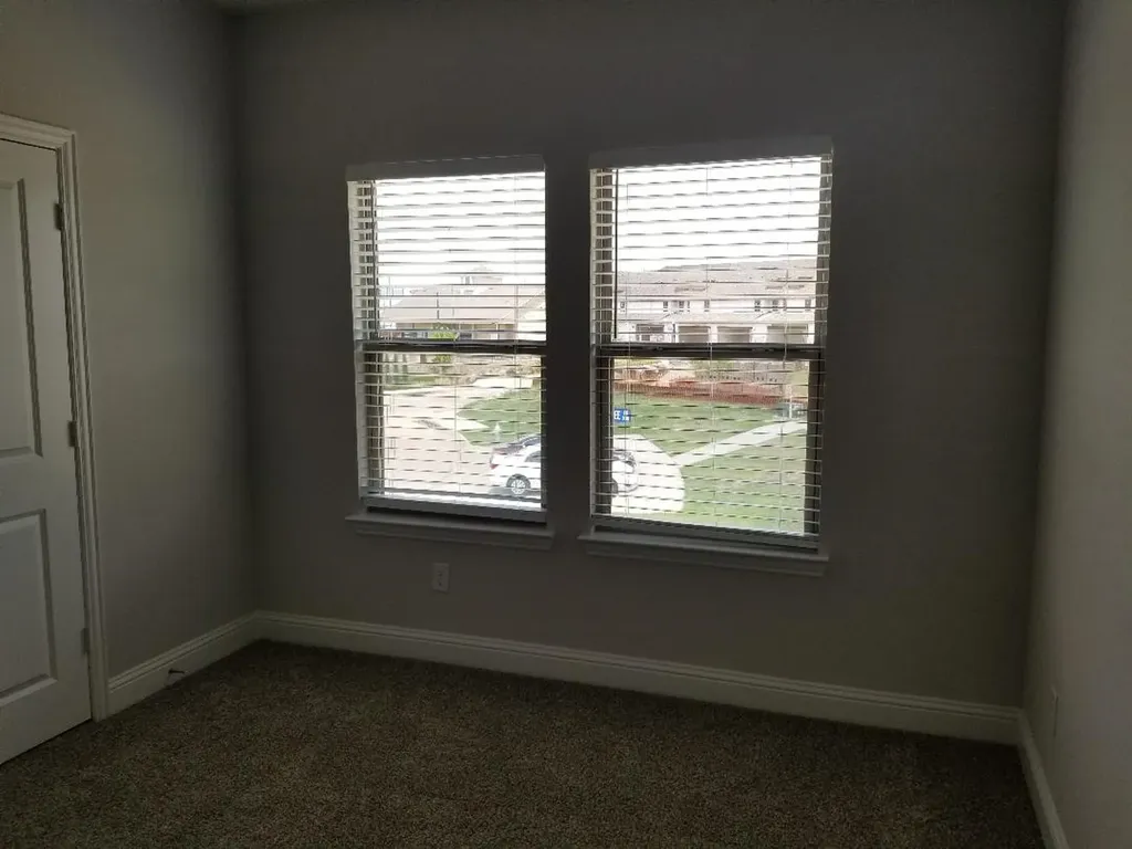 833 Tennessee Drive Euless TX 76040