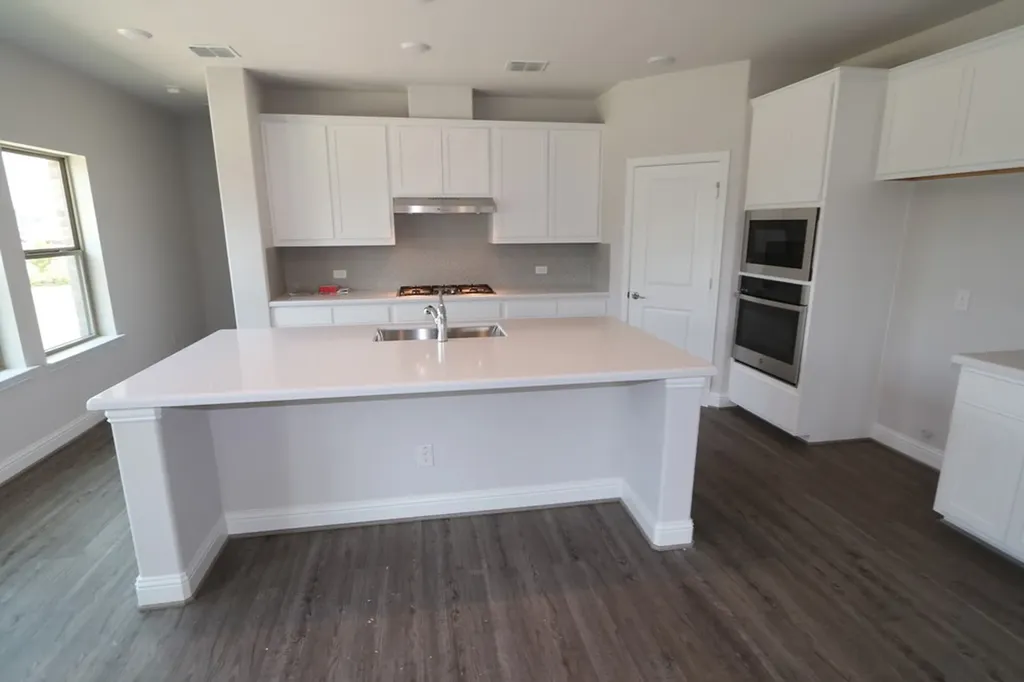 833 Tennessee Drive Euless TX 76040