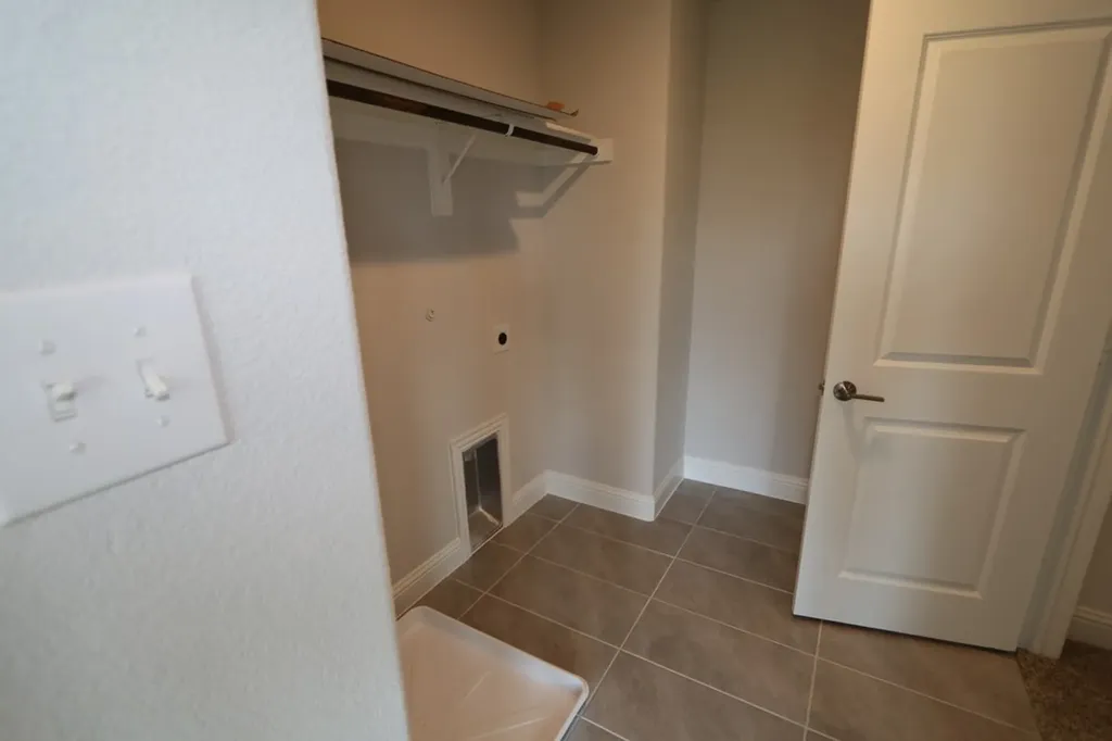 833 Tennessee Drive Euless TX 76040