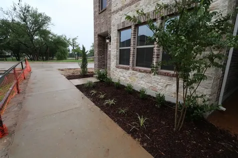 833 Tennessee Drive Euless TX 76040