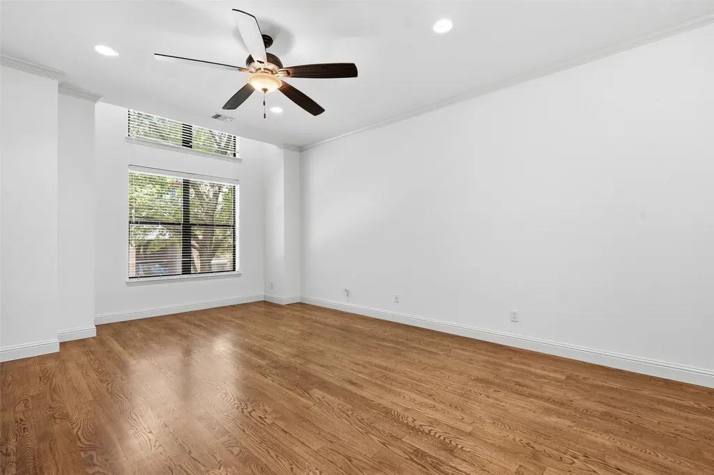 636 E Bluff Street Fort Worth TX 76102