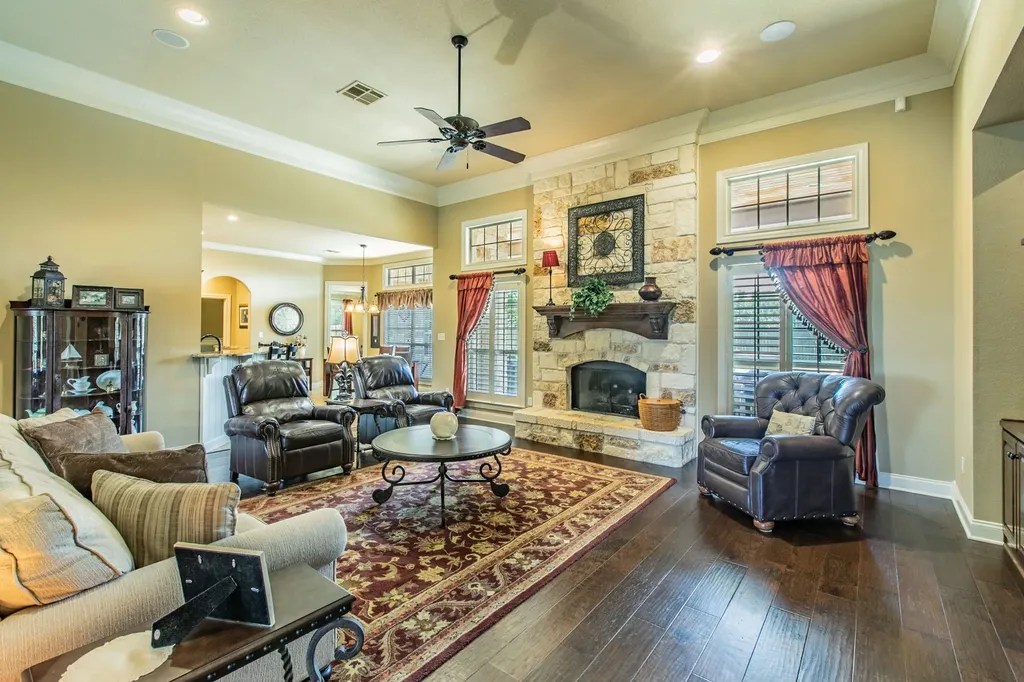 437 Winding Creek Lane Waco TX 76657