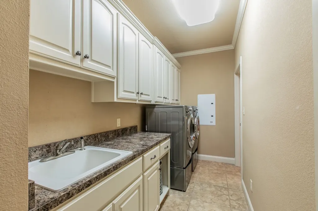 437 Winding Creek Lane Waco TX 76657