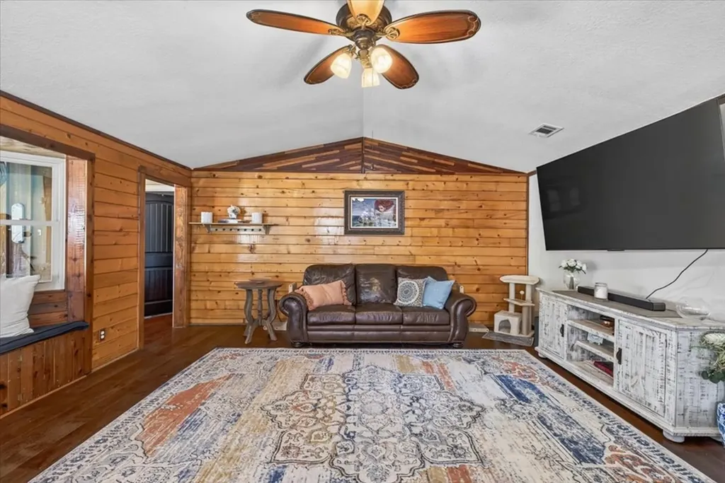 12791 Honeysuckle Circle Eustace TX 75124