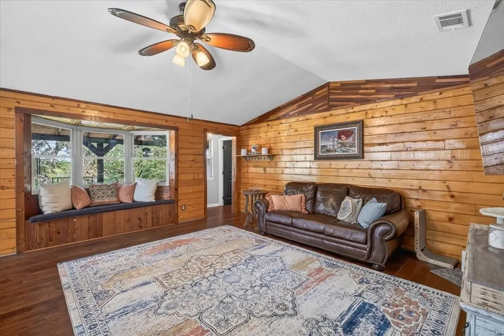 12791 Honeysuckle Circle Eustace TX 75124
