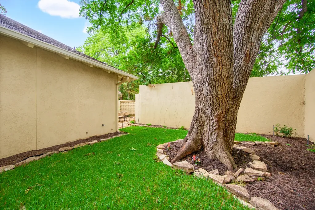 4394 Cochran Chapel Circle Dallas TX 75209