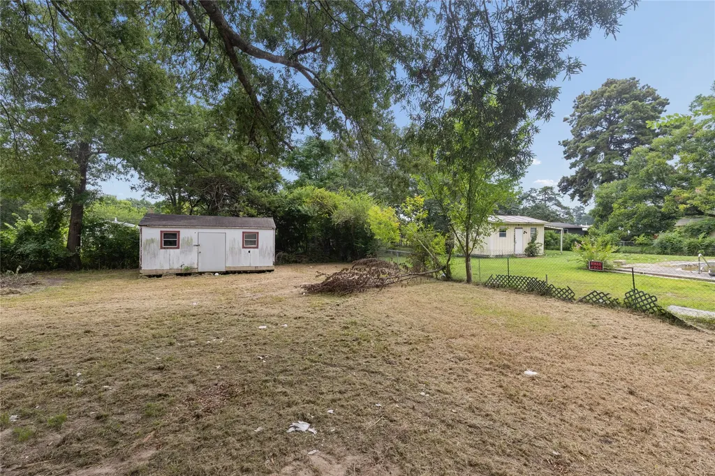 1003 Brooks New Boston TX 75570