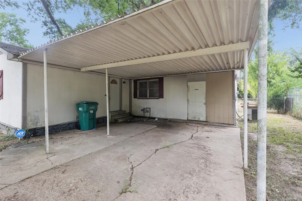 1003 Brooks New Boston TX 75570